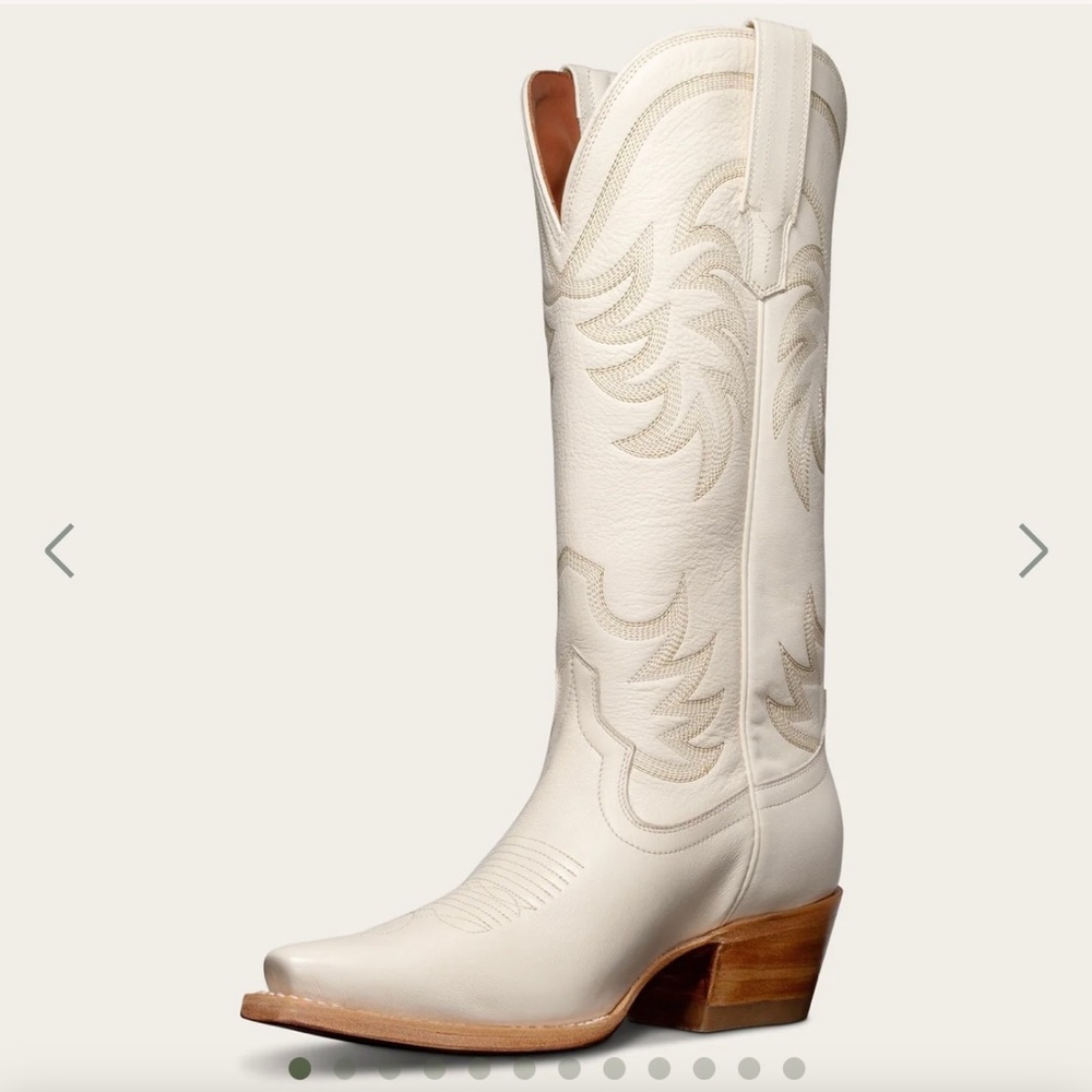 Annie Tecovas Bone white boots